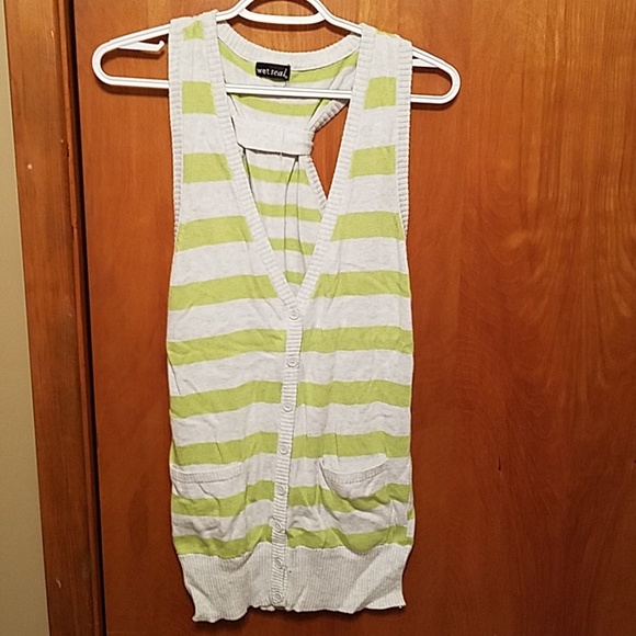 Wet Seal sweater vest - Picture 1 of 4